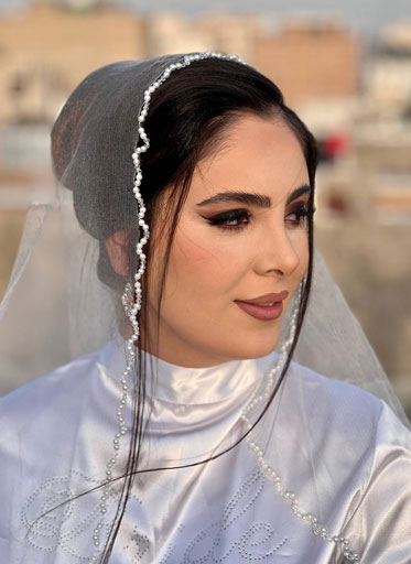 میکاپ آرتیست آبیک